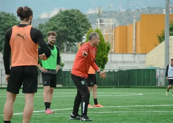 Efeler’in ilk rakibi belli oldu