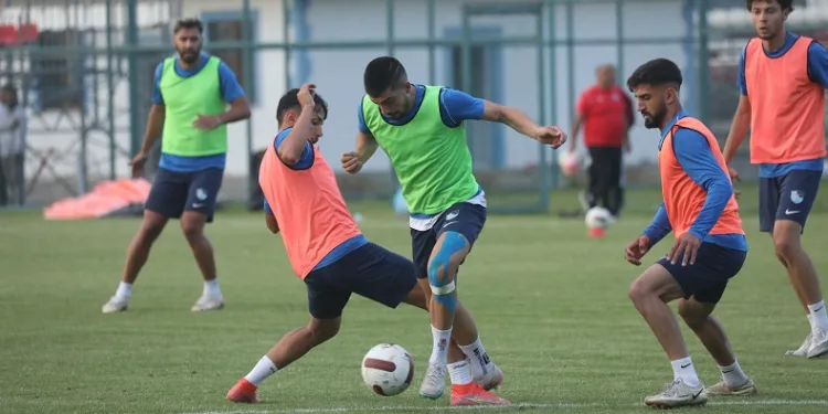 Erzurumspor ilk hazırlık maçına çıkıyor