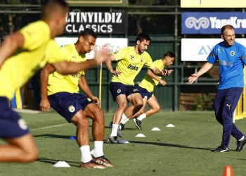 Fenerbahçe, Zimbru hazırlıklarını sürdürdü