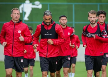 DG Sivasspor günü tek idmanla tamamladı