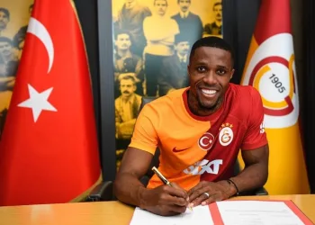 Galatasaray, Zaha ile 3 yıllık sözleşme imzaladı