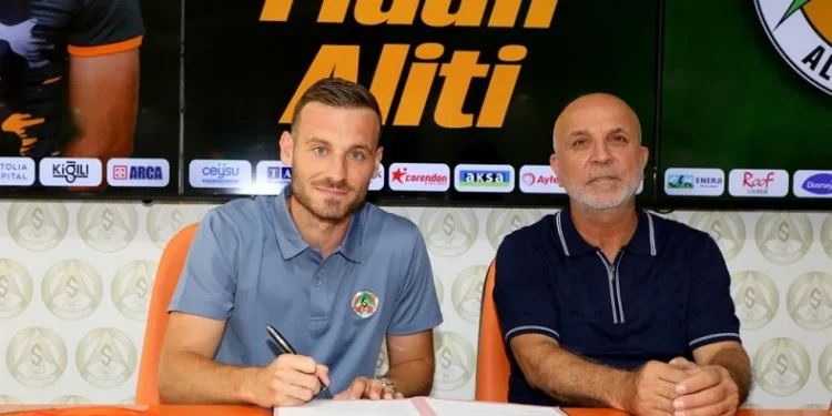 Fidan Aliti Corendon Alanyaspor’da