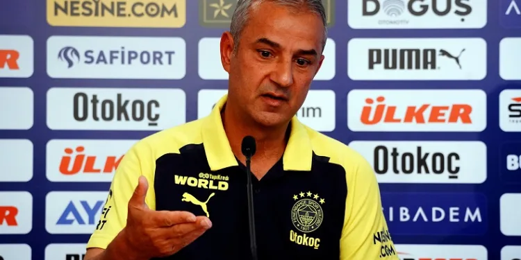 Fenerbahçe Teknik Direktörü İsmail Kartal: “3 kulvarda tüm kupalara talip olma hedefimiz var”