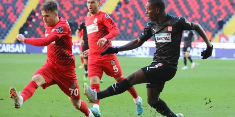 Sivasspor Max Gradel’e teşekkür etti