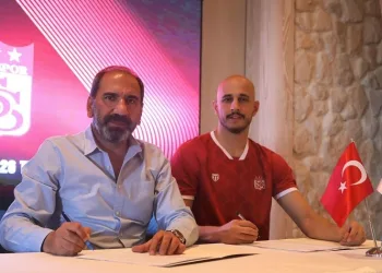 Sivasspor, kaleci Erhan Erentürk’ü kadrosuna kattı