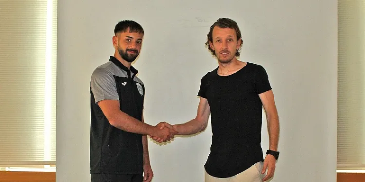 Bornova FK, transfere devam ediyor