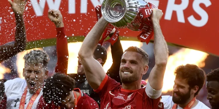 Jordan Henderson, Al Ettifaq’a transfer oldu