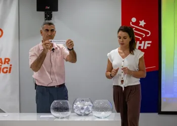 Hentbol Kadın ve Erkekler Süper Liglerinde fikstür çekildi