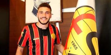 Eskişehirspor’a Alaçatıspor’dan orta saha transferi
