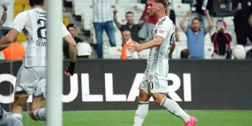 Semih Kılıçsoy, Beşiktaş forması ile ilk golünü kaydetti