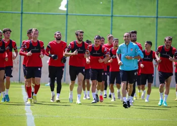 DG Sivasspor minyatür kalede maç yaptı