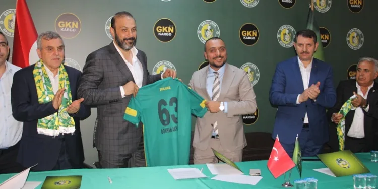 Galatasaray’ın sponsoru Şanlıurfaspor’a da sponsor oldu
