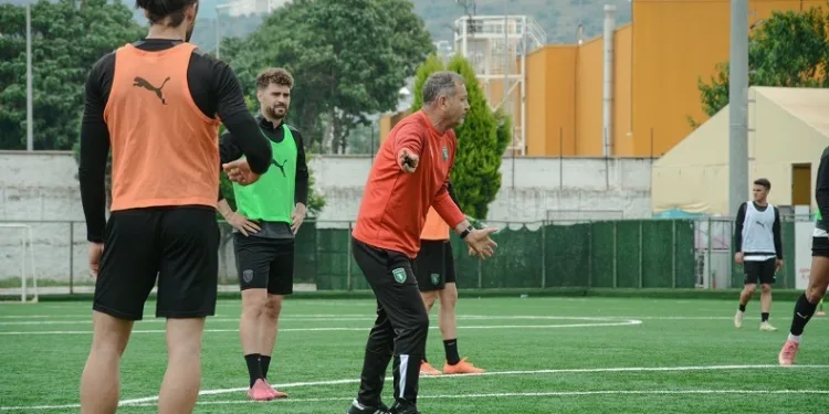 Efeler 09 SFK, sezon öncesi 3 hazırlık maçı yapacak