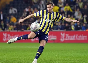 Miha Zajc yeniden Fenerbahçe’de