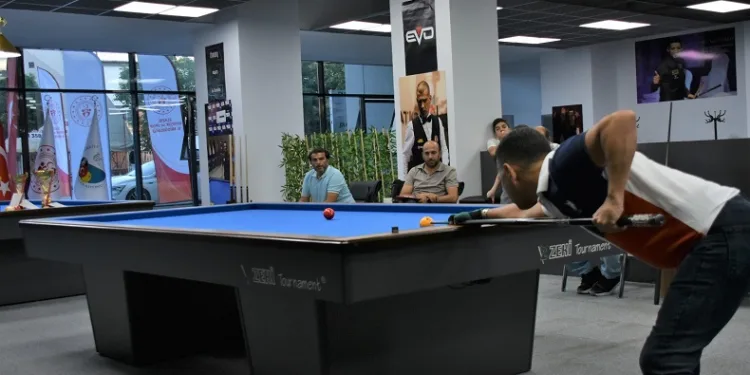 3 Bant Bilardo Bölge Şampiyonası Elazığ’da düzenlendi