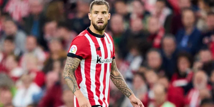Barcelona, Inigo Martinez’i transfer etti