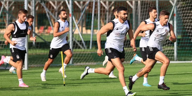 Beşiktaş yeni sezon hazırlıklarını sürdürdü
