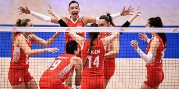 Ve yarı finaldeyiz