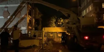 İnşaat mahalleliyi canından bezdirdi