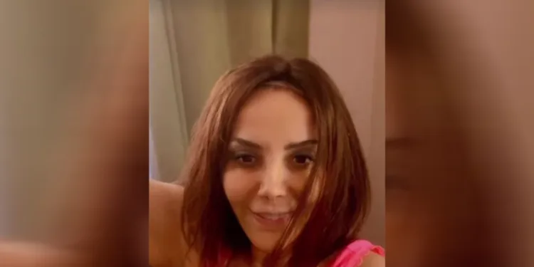 Saçlarını kazıttı