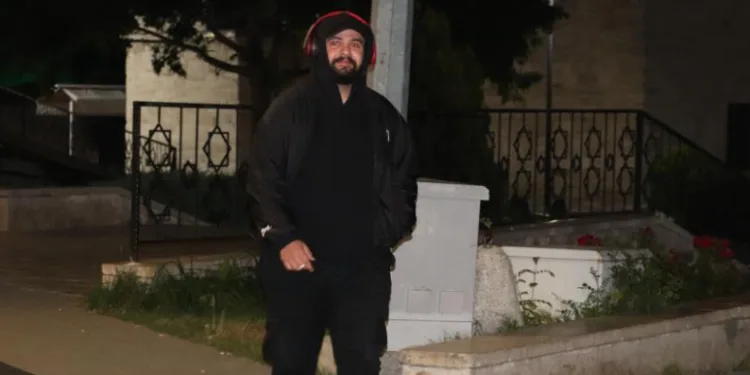 Gündüzleri kavuruyor, geceleri donduruyor