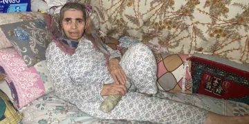 Felçli kadını hem karanlıkta hem sıcakta bıraktı