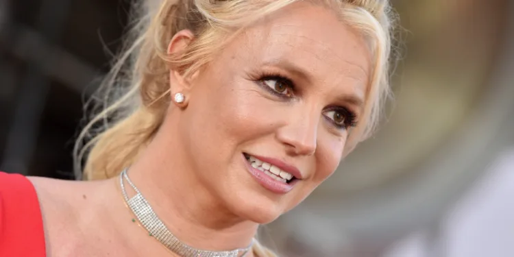 Britney, yumruklu saldırıya uğradı!