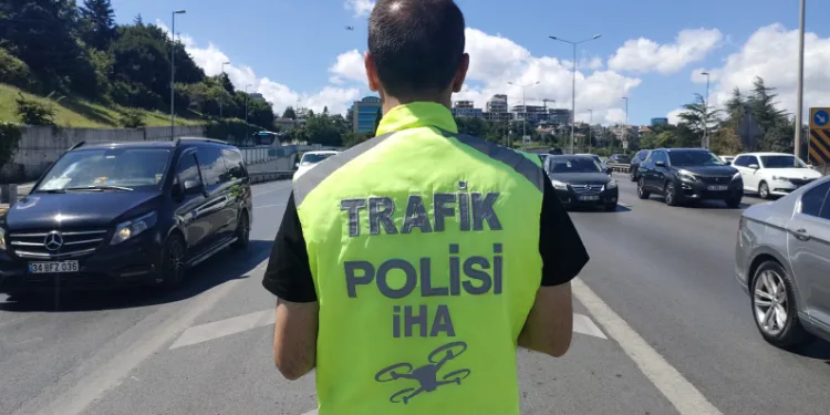 Dron destekli trafik denetimi