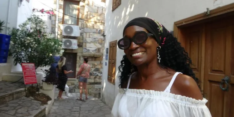 Della Miles Marmaris’e geldi