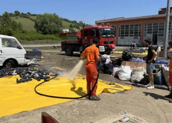 Tonlarca malzeme çöp