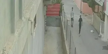 Hırsızlık için taksiyle gelmiş