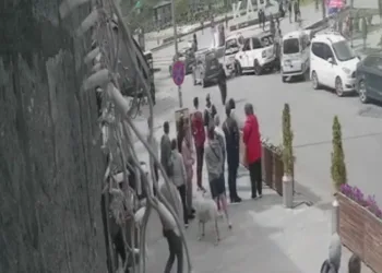 Bisikletiyle araca çarpan çocuk yaralandı