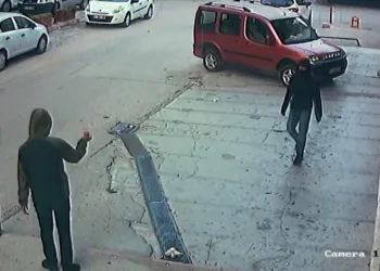 Önce vazgeçti, arkadaşı ikna edince olan oldu