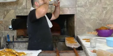 Sıcak hava fırıncıları vurdu