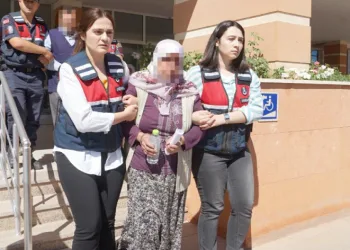 Cesedi çuvalla dereye attılar