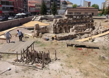 2 bin yıllık hamam