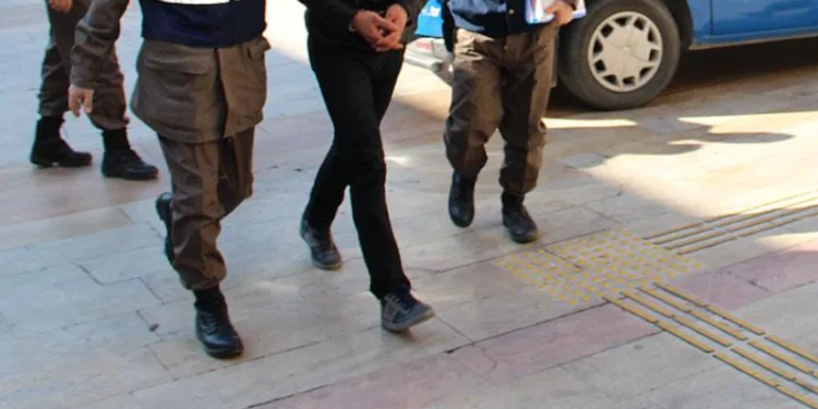 Eylem arayışındaki 2 terörist yakalandı