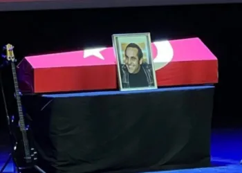 Uğur’un töreninde Yılmaz hüngür hüngür ağladı