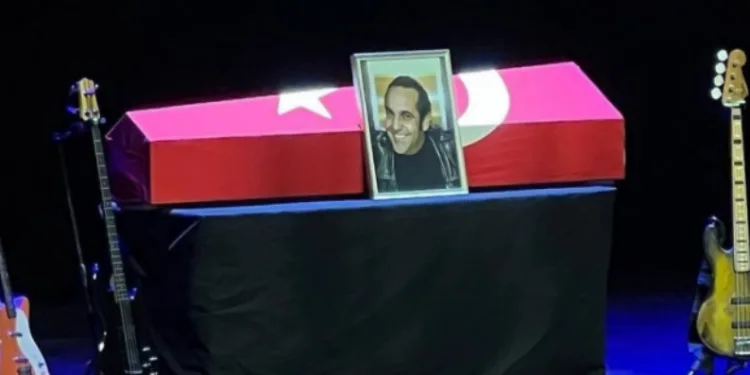 Uğur’un töreninde Yılmaz hüngür hüngür ağladı