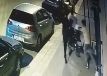 Çalışmayan motoru ittirerek çaldılar