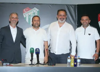 Acarhoroz İnşaat’tan Bursaspor’a destek