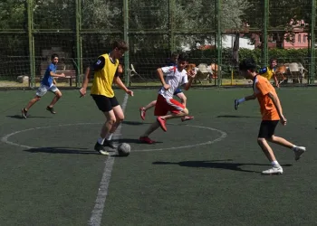 Öğrenciler arası futbol turnuvası