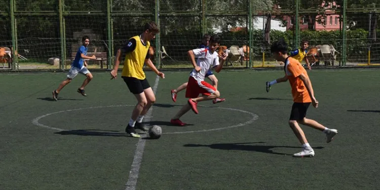 Öğrenciler arası futbol turnuvası