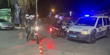 Asker eğlencesinde bıçaklı kavga