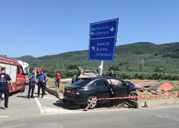 Bursa’da kafa kafaya feci kaza