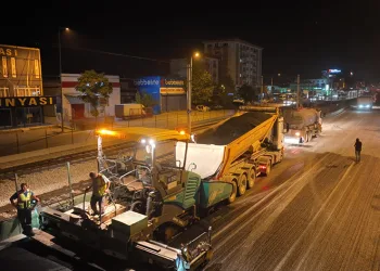 Büyükşehir’den Ankara yolunda gece mesaisi