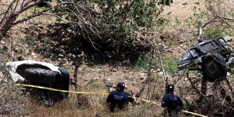 Meksika’da polis aracına bombalı saldırı