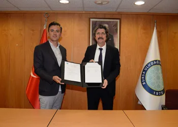 BUÜ, üniversite-sanayi işbirliğine odaklanıyor