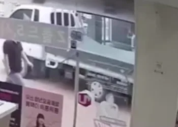 Güney Kore’de bıçaklı saldırı