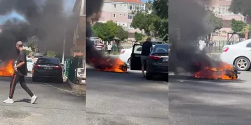 Alev alan motosiklet patlayarak kül oldu
